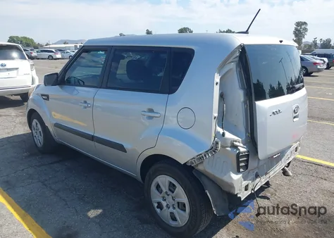 2013 Kia Soul z USA, uszkodzony, nr VIN KNDJT2A5XD7754831